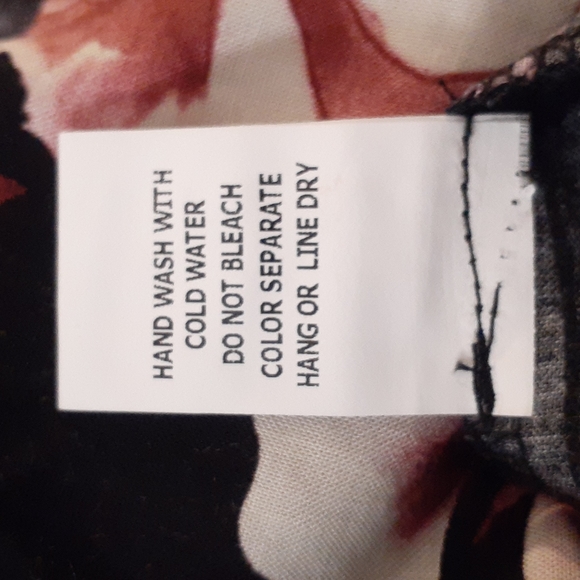 Honey Punch Floral Off Shoulder Crop Top - Picture 6 of 7